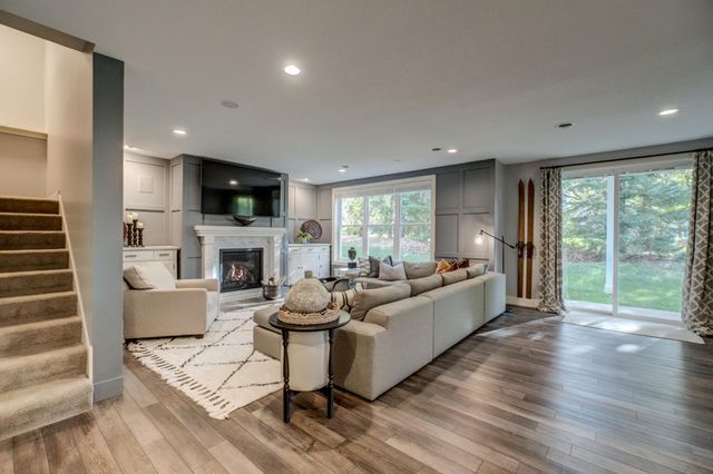 1425 Monterey Court, Stillwater, MN 55082