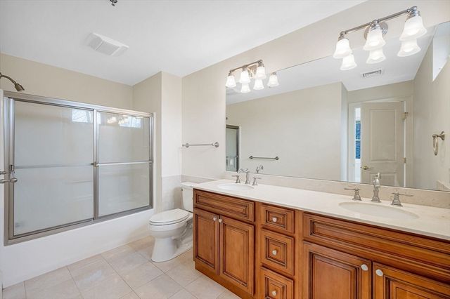 1732 Main Street 205, Concord, MA 01742