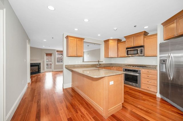 1732 Main Street 205, Concord, MA 01742