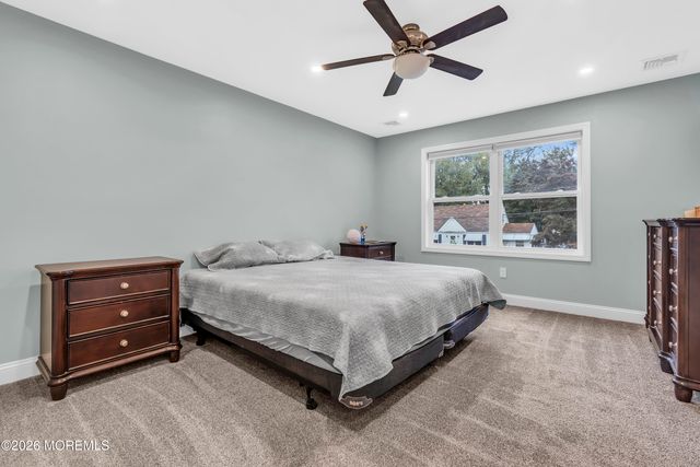 17 Sadowski Street, East Brunswick, NJ 08816