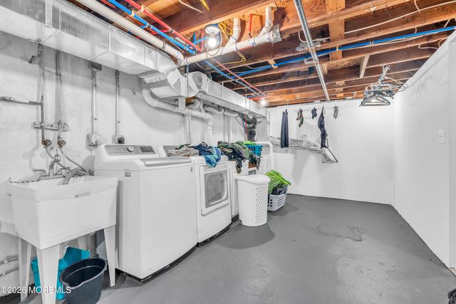 17 Sadowski Street, East Brunswick, NJ 08816