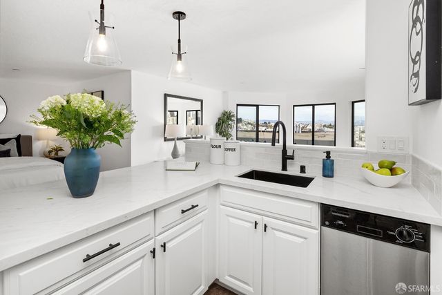 2 Fallon Place 11, San Francisco, CA 94133