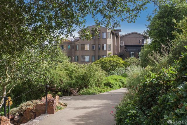 2 Fallon Place 11, San Francisco, CA 94133