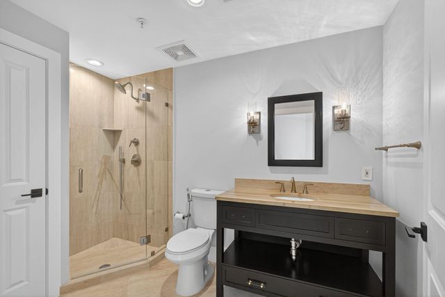5150 N Ocean Drive 1201, Singer Island, FL 33404