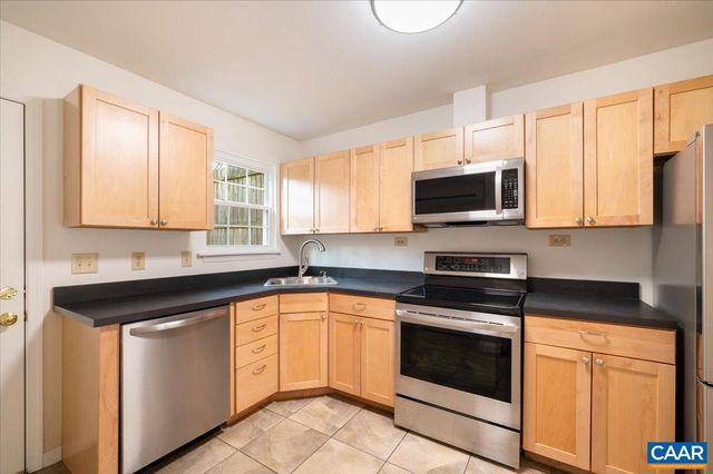 803 ORANGEDALE AVE, Charlottesville, VA 22903