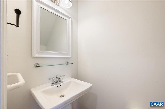 803 ORANGEDALE AVE, Charlottesville, VA 22903