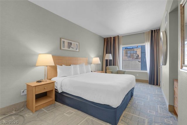 211 East Flamingo Road 615, Las Vegas, NV 89169