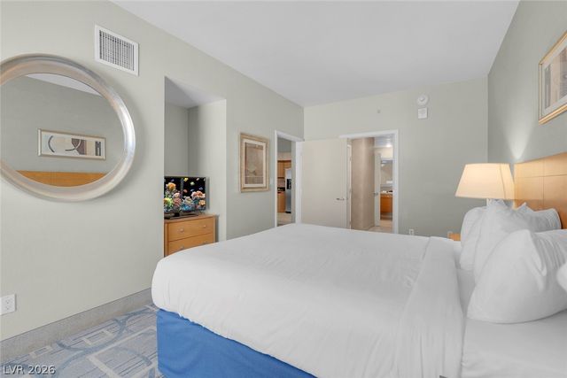 211 East Flamingo Road 615, Las Vegas, NV 89169