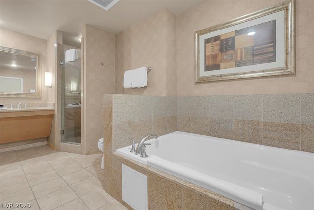 211 East Flamingo Road 615, Las Vegas, NV 89169