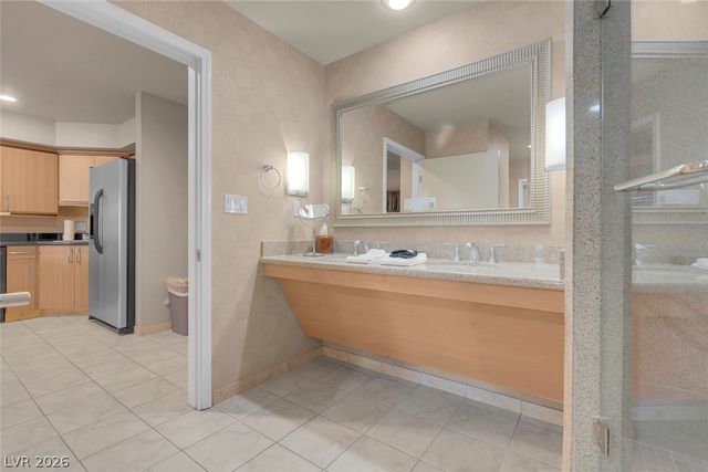 211 East Flamingo Road 615, Las Vegas, NV 89169