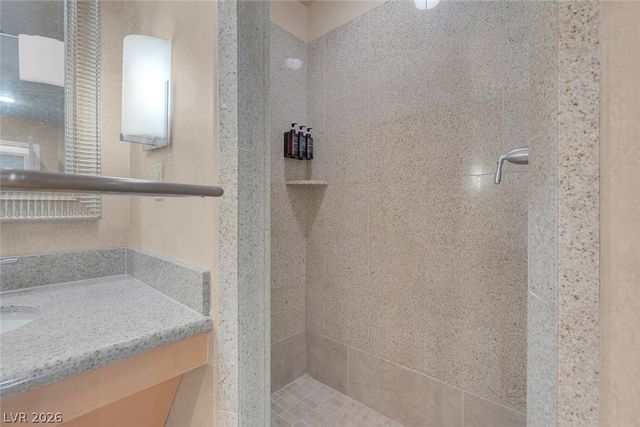 211 East Flamingo Road 615, Las Vegas, NV 89169