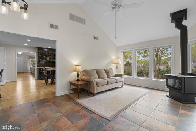 10 CAROLE CT, Severna Park, MD 21146