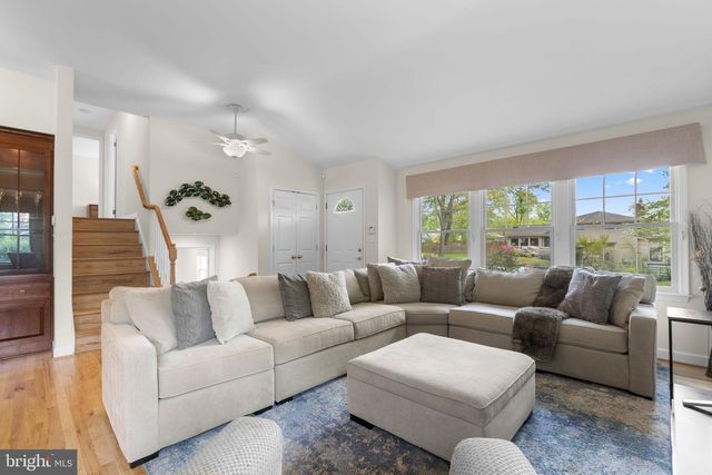 10 CAROLE CT, Severna Park, MD 21146
