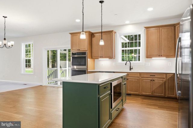 7940 WILLIAM SMALLWOOD CT, La Plata, MD 20646