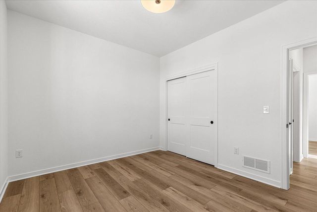 674 Mary WAY, Slinger, WI 53086