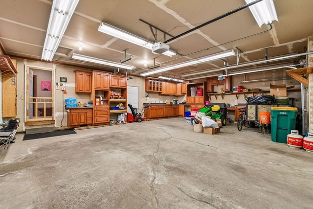 9441 Glacier Road, Minnetrista, MN 55375