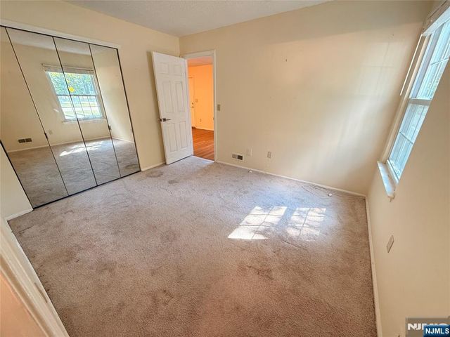 744 Pepperidge Road, Mahwah, NJ 07430