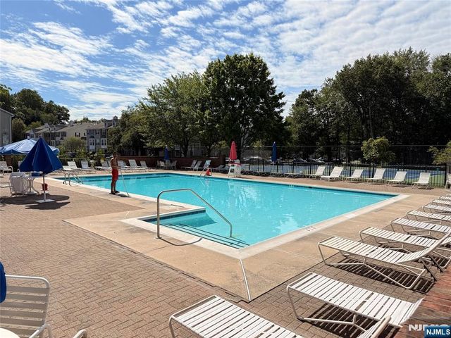 744 Pepperidge Road, Mahwah, NJ 07430