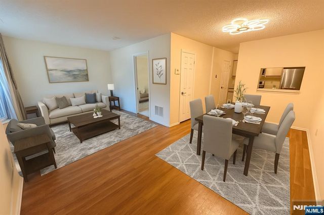 744 Pepperidge Road, Mahwah, NJ 07430
