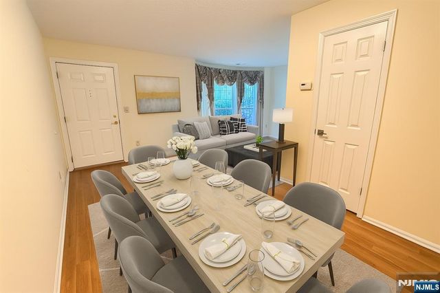 744 Pepperidge Road, Mahwah, NJ 07430