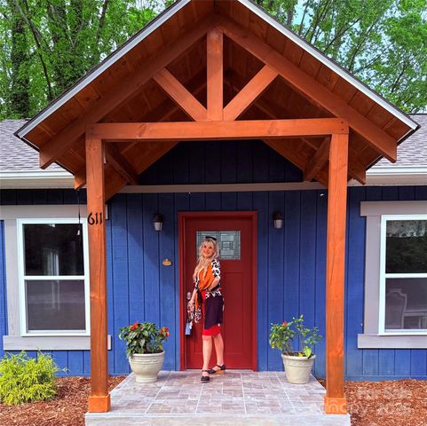 611 Peniel Road, Columbus, NC 28722