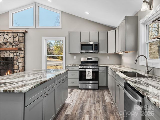 611 Peniel Road, Columbus, NC 28722