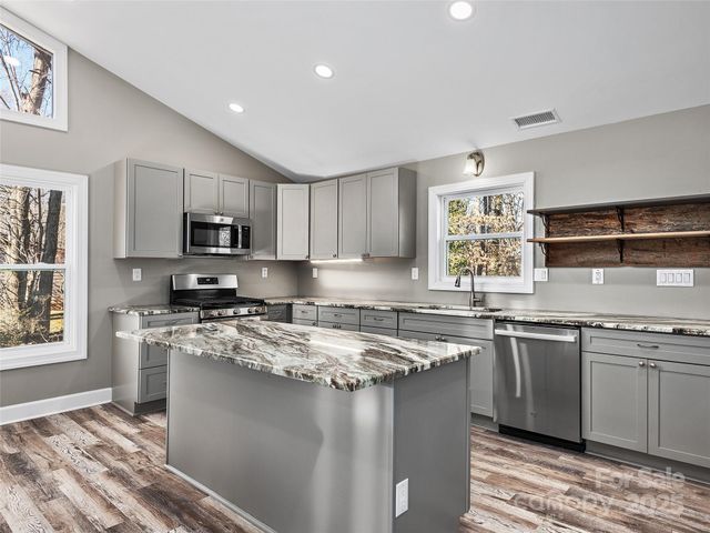 611 Peniel Road, Columbus, NC 28722