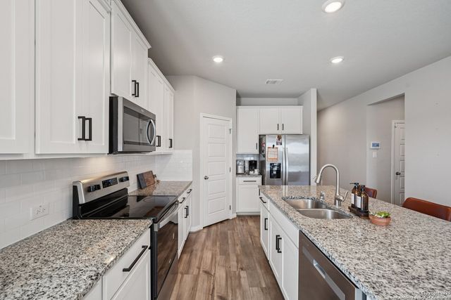3311 Junction Bay, Converse, TX 78109