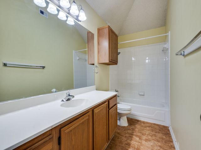 1815 Water Oak Drive, Lewisville, TX 75067