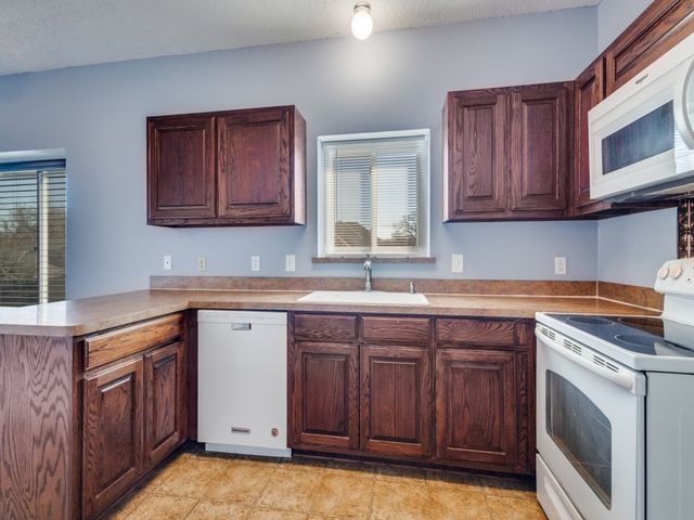 1815 Water Oak Drive, Lewisville, TX 75067