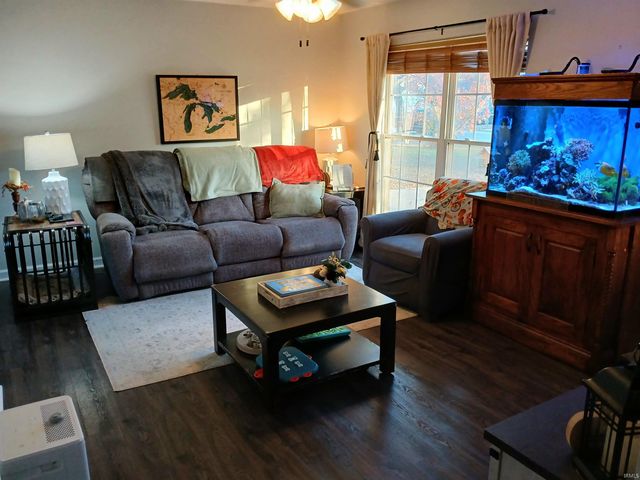 505 W Darby Drive, Otterbein, IN 47970