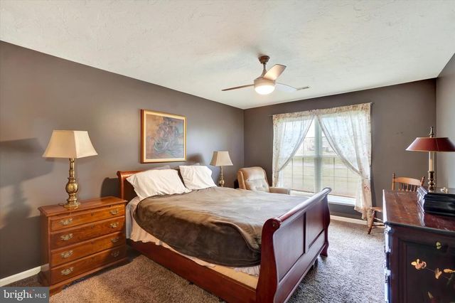 331 CLARKS WAY, York, PA 17403