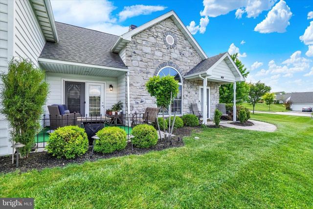 331 CLARKS WAY, York, PA 17403