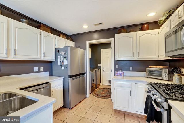331 CLARKS WAY, York, PA 17403