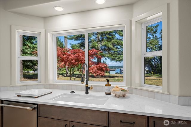 5920 Cooper Estates Lane NW, Olympia, WA 98502