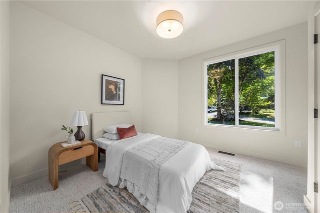 5920 Cooper Estates Lane NW, Olympia, WA 98502