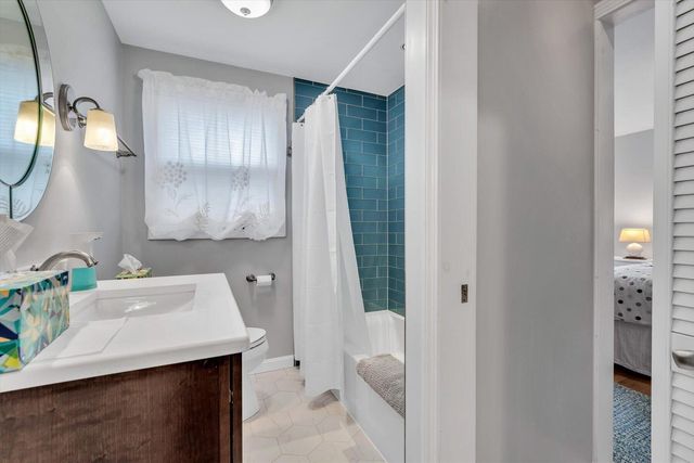 40 Woodside Drive, East Falmouth, MA 02536
