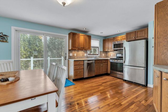 40 Woodside Drive, East Falmouth, MA 02536