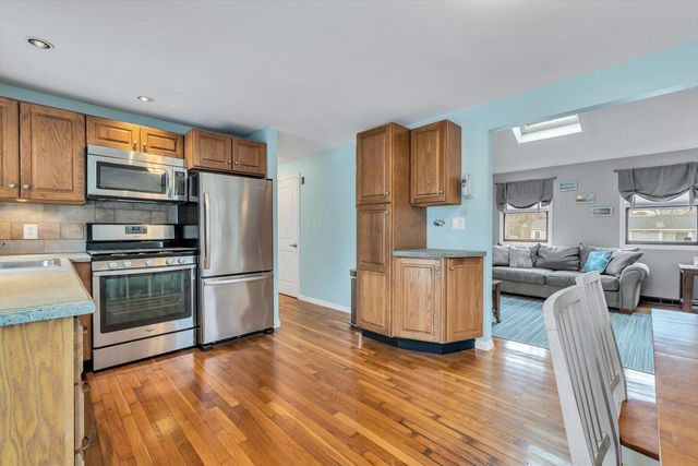 40 Woodside Drive, East Falmouth, MA 02536