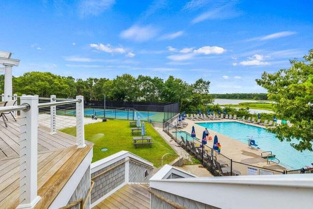 40 Woodside Drive, East Falmouth, MA 02536
