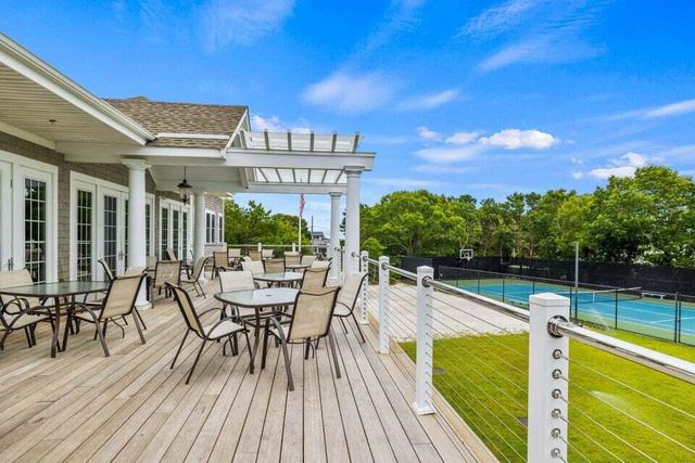 40 Woodside Drive, East Falmouth, MA 02536