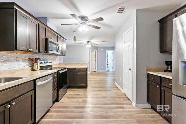 1152 D'Olive Street, Bay Minette, AL 36507