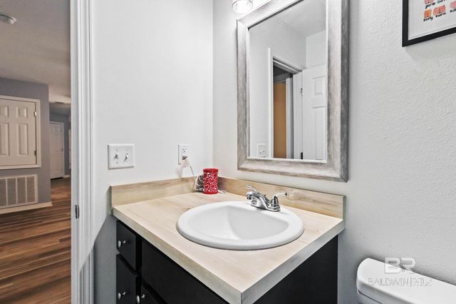 1152 D'Olive Street, Bay Minette, AL 36507