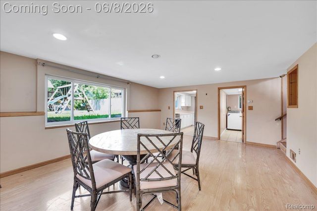 730 BOGIE LAKE Road, White Lake Charter Township, MI 48383