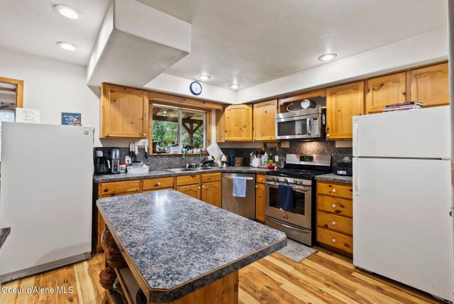 264 Rigby Rd, Bonners Ferry, ID 83805