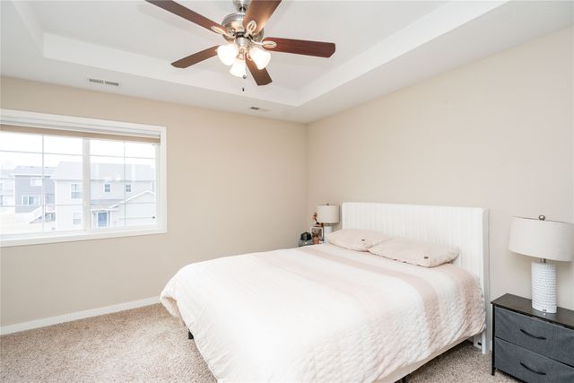 2888 Park Place, Norwalk, IA 50211