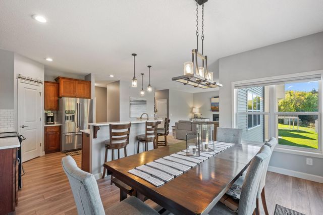 6877 Lasalle Circle NE, Albertville, MN 55301