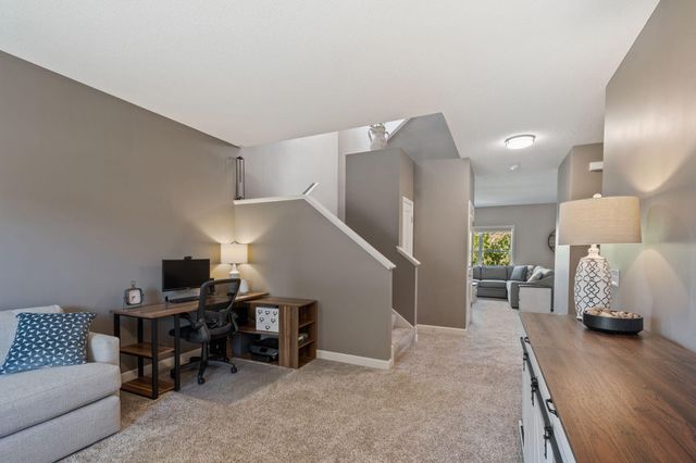 6877 Lasalle Circle NE, Albertville, MN 55301