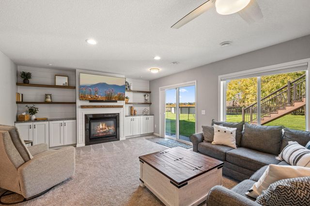 6877 Lasalle Circle NE, Albertville, MN 55301