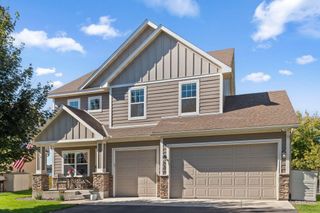 6877 Lasalle Circle NE, Albertville, MN 55301